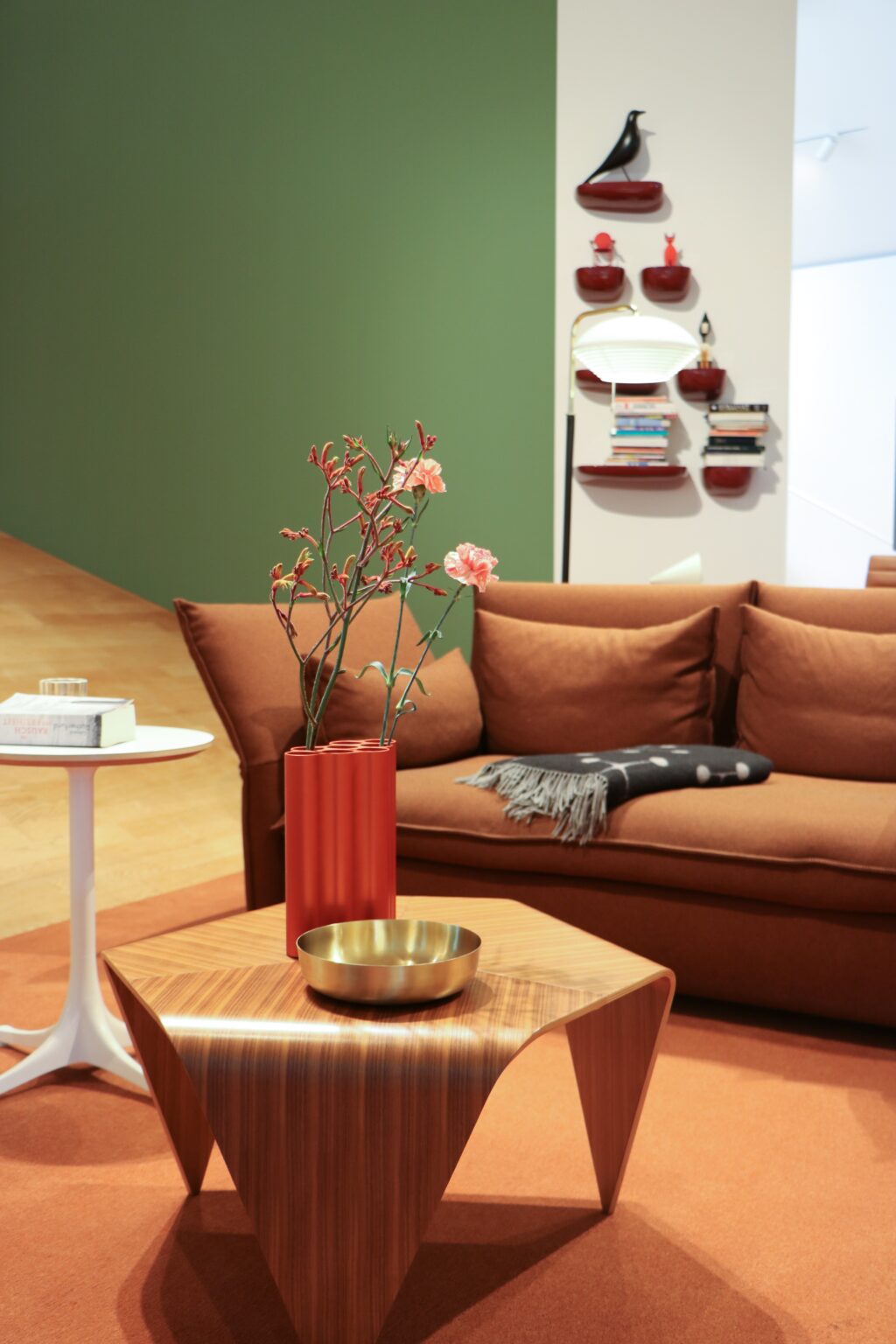 Designmöbler och fladdermusfåtöljer Ox Denmarq från interiadesign.se